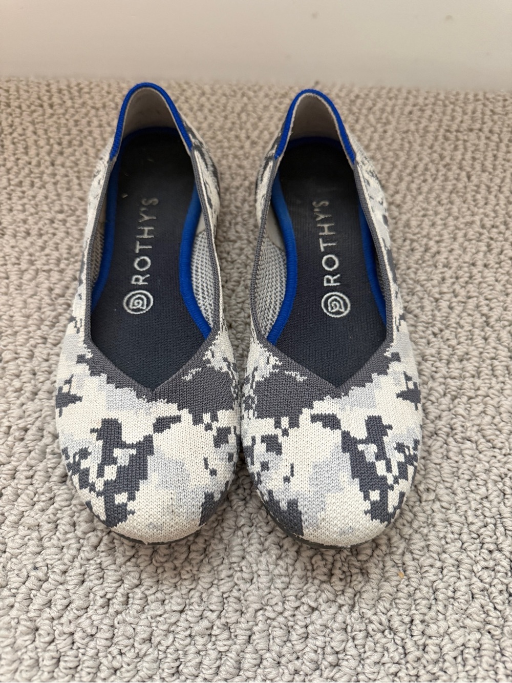 Rothy's Gray & Black Patterned Knit Flats
